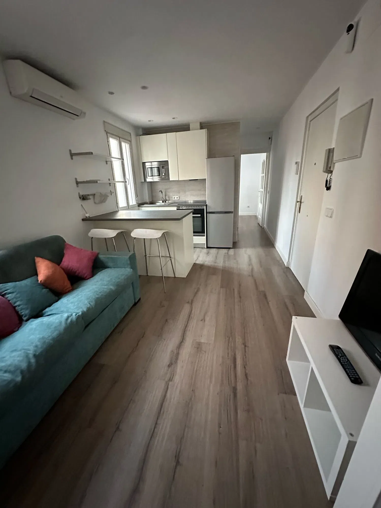 Piso en calle de Manzanares, 10