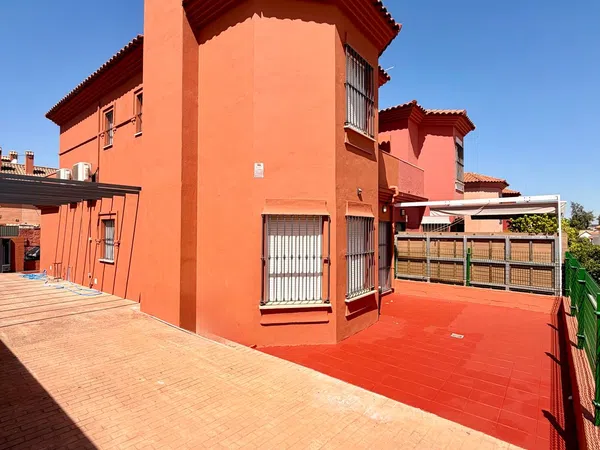 Chalet pareado en Calle Emilio Muñoz, 19, Zona Colegio Europa, Zona Colegio Europa - Foto 3
