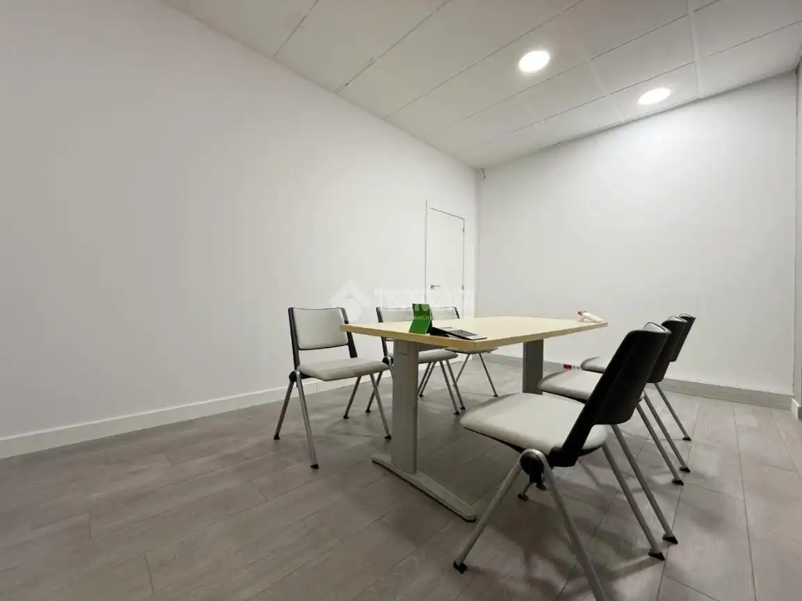 Local comercial en Sant Boi de Llobregat - Foto 14