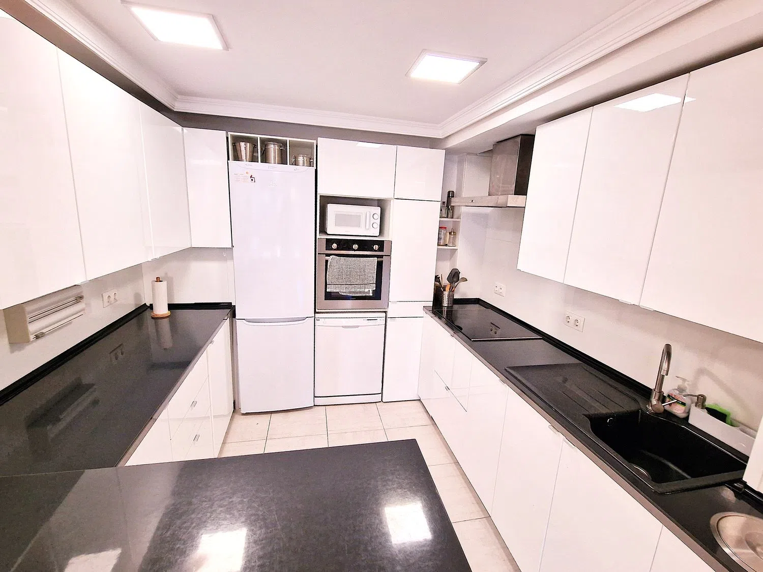 Piso en calle de Aristóteles, 7 - Foto 3