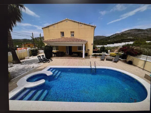 Chalet pareado en Avenida Dels Camps, 1 - Foto 1