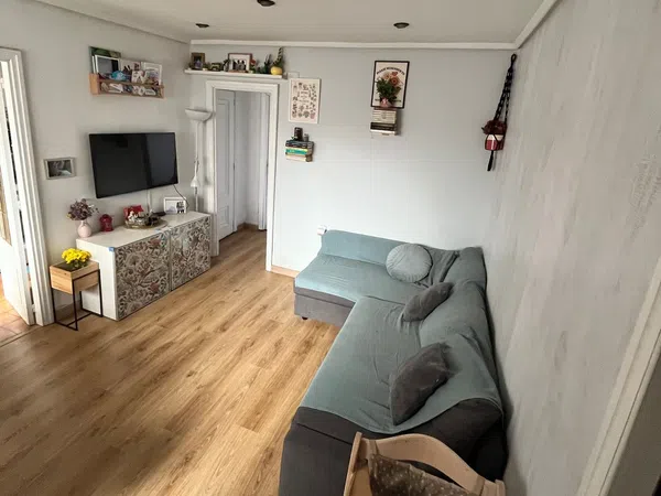 Piso en calle d'Enguera, 21