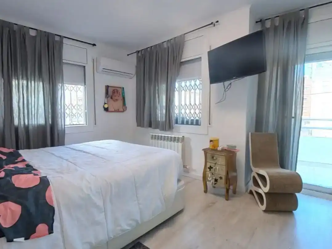Casa adosada en  Avinguda Tarragona 178 - Foto 5