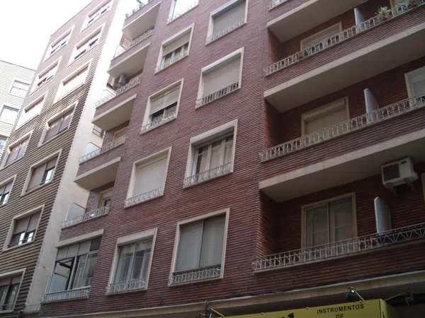 Piso en Calle mariano royo urieta, 1 -3 - Foto 2