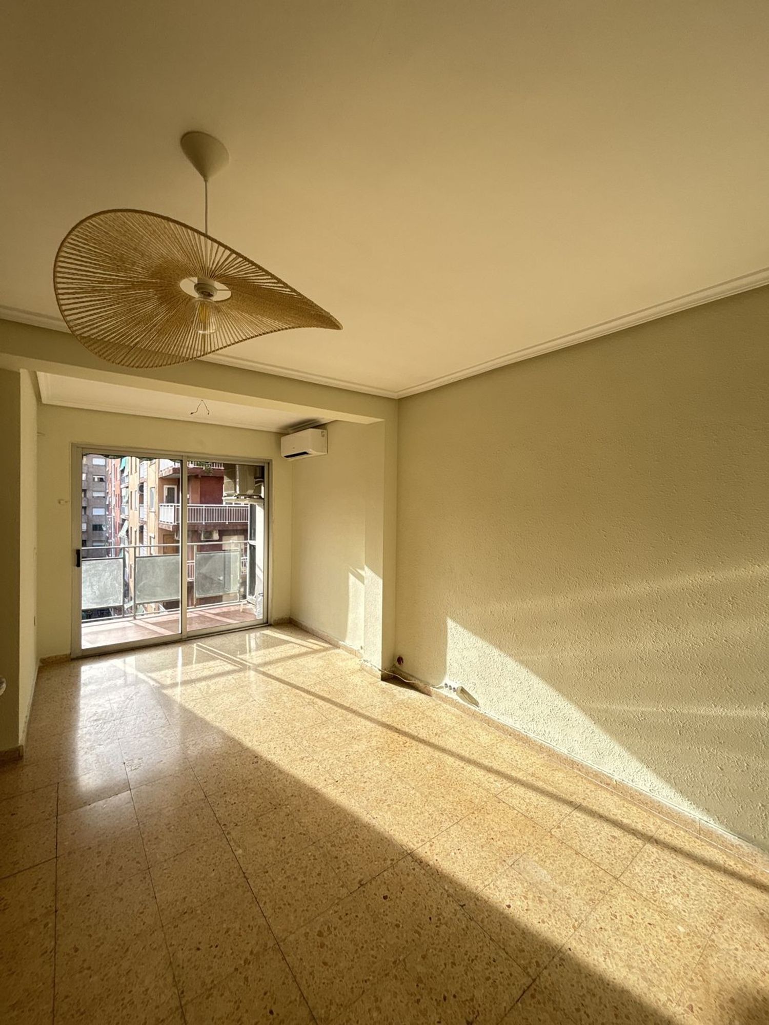 Piso en Plaza de Santiago Suárez Santi, 10, La Creu Coberta - Foto 2