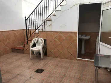 Chalet en Zona de Colon - Foto 1