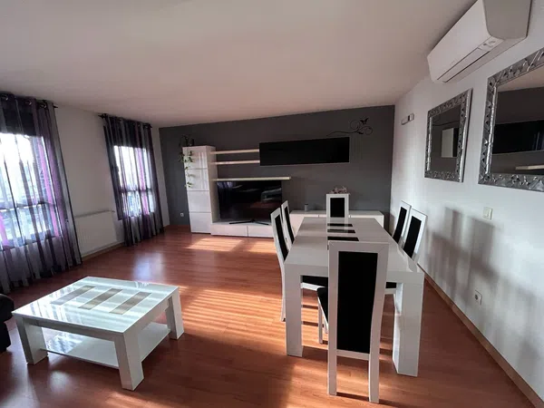Piso en venta en Sur - Foto 1