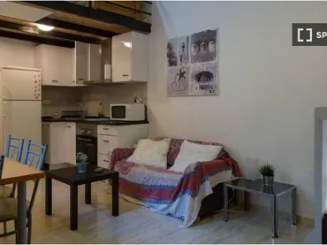 Piso en  Barcelona Capital - Foto 1