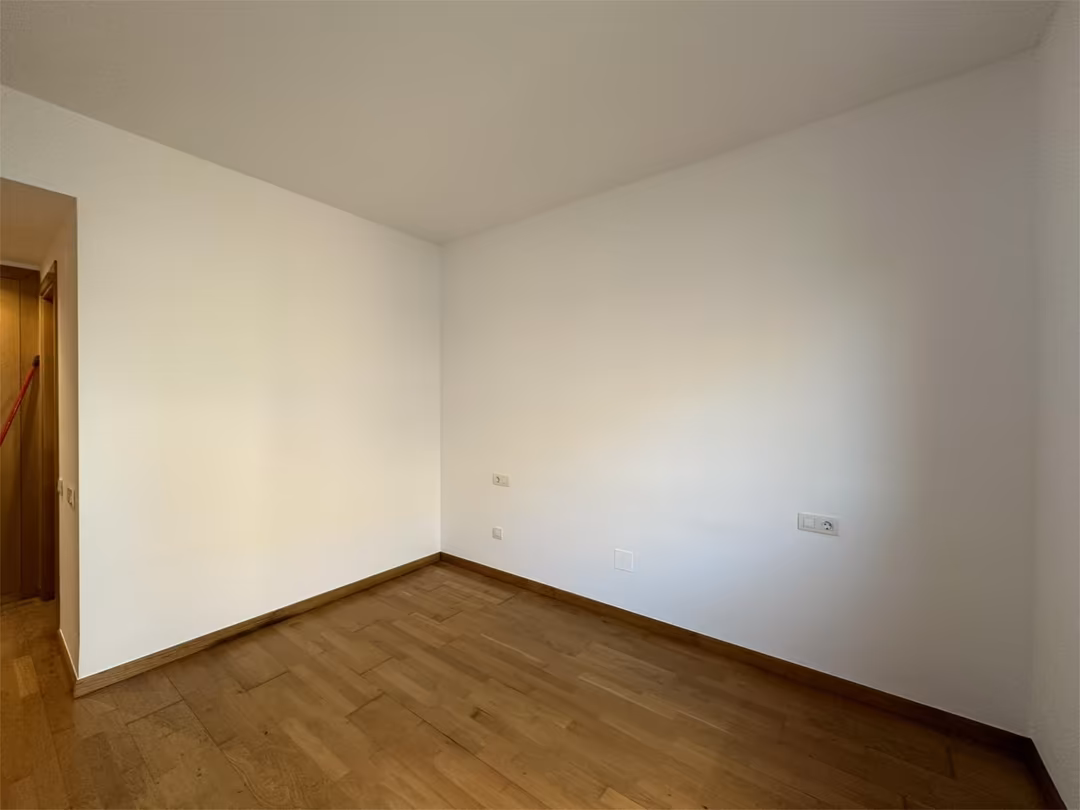 Planta baja en  Carrer Pare Miquel Batllori 1 - Foto 6