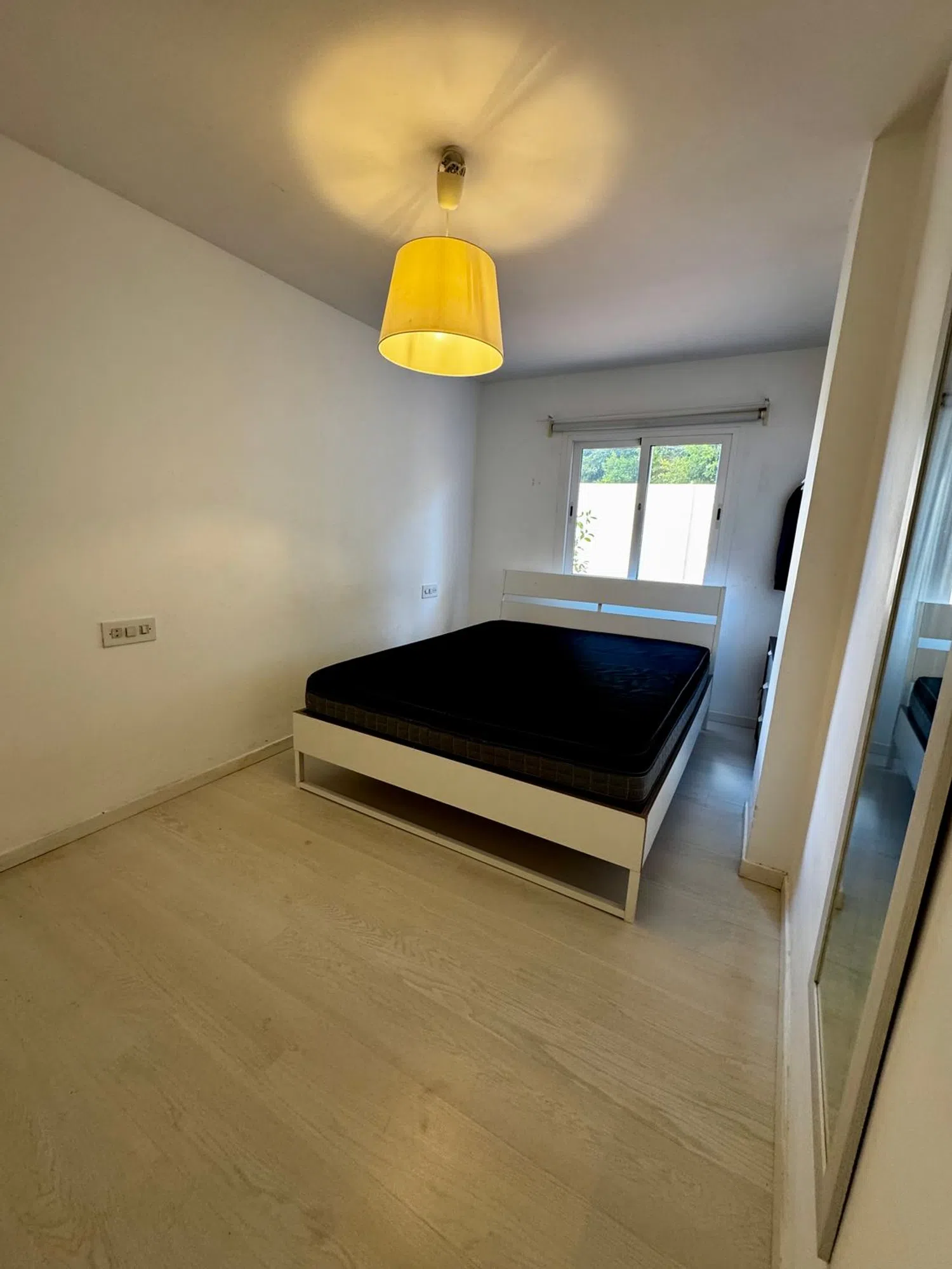 Piso en calle de Josep Villalonga, 97 - Foto 4