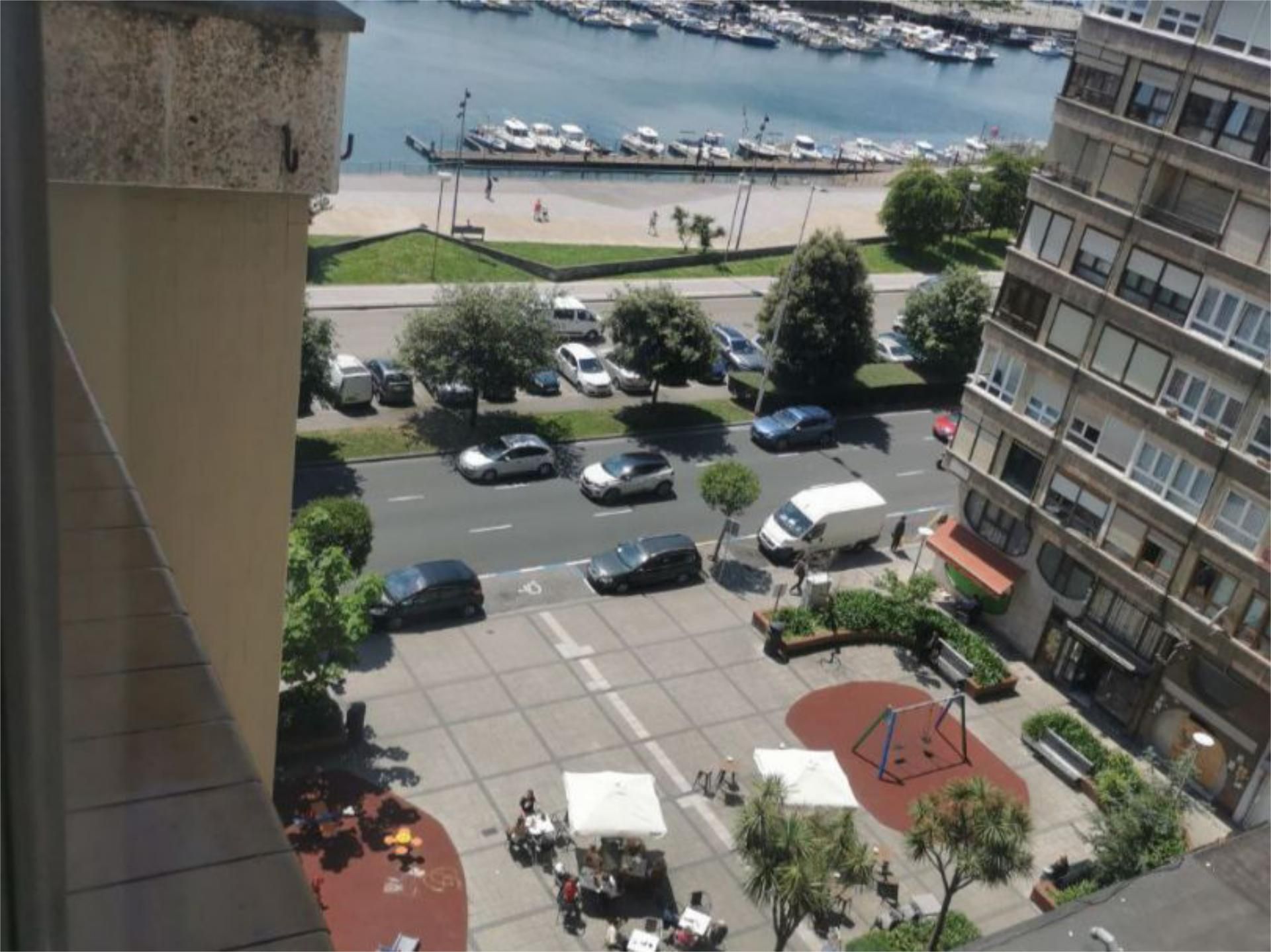 Piso en  Calle Marqués de la Hermida 8 - Foto 21