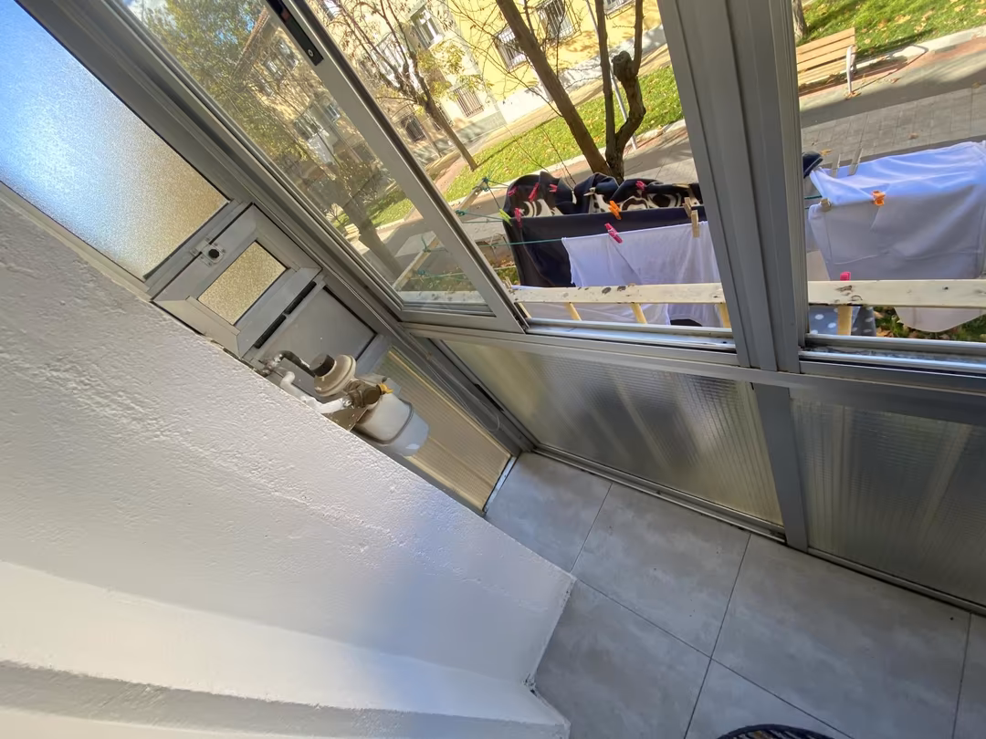 Piso en  Calle de la Vellés 14 - Foto 12