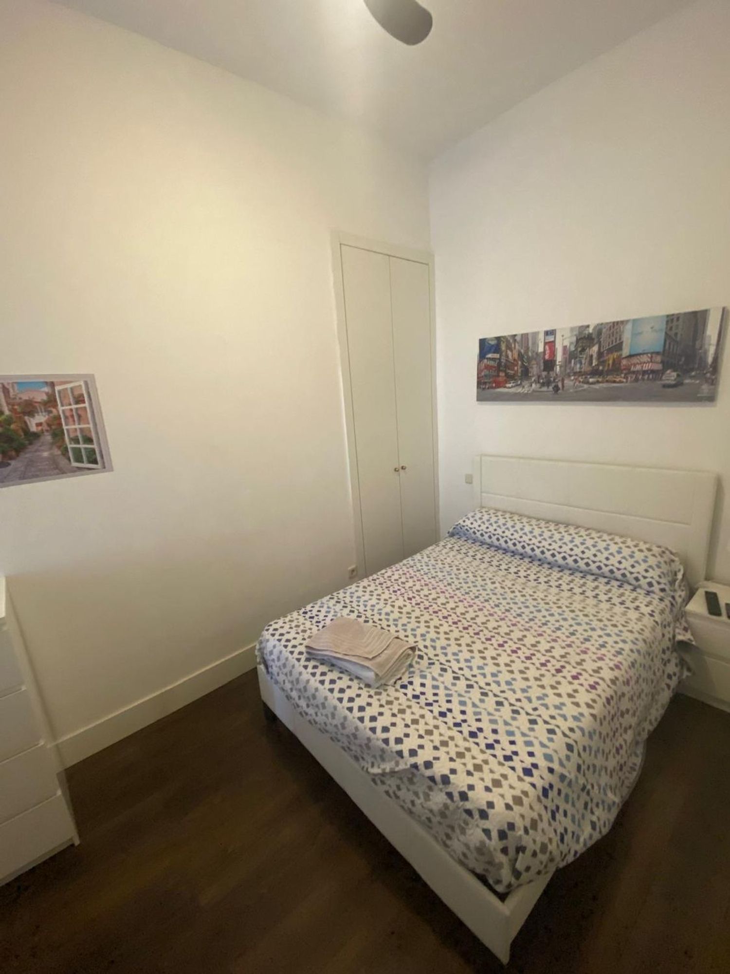 Piso en calle de Cuchilleros, 3 - Foto 2