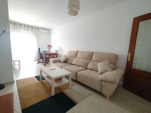 Piso en calle Méndez Núñez, 21 - Foto 1