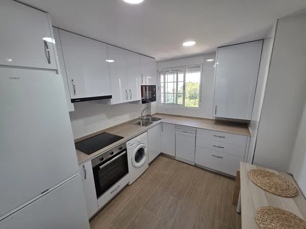Piso en Plaza Valentin Ortigosa, 3, Los Guindos - Parque Mediterráneo - Santa Paula - Foto 1