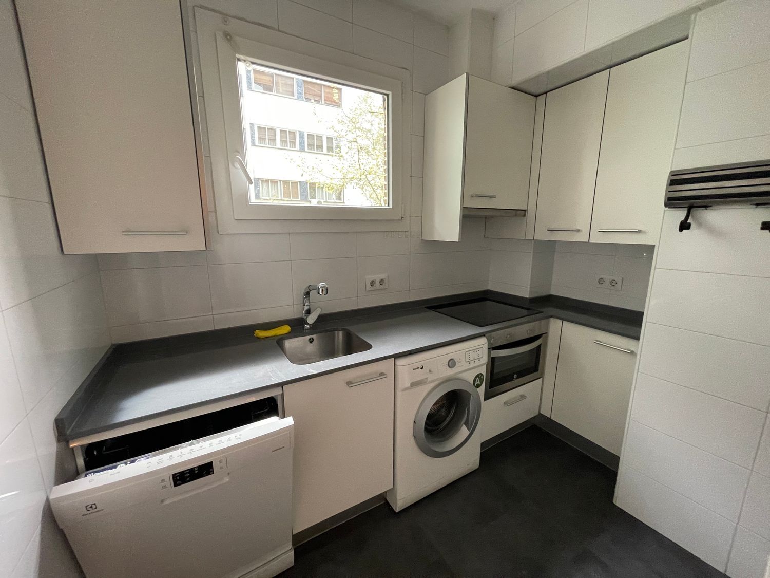 Piso en calle de Edgar Neville, 1 - Foto 6