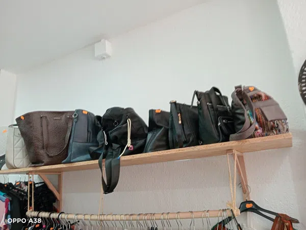 Tienda en traspaso en Calle Cap de Creus, 35 - Foto 9