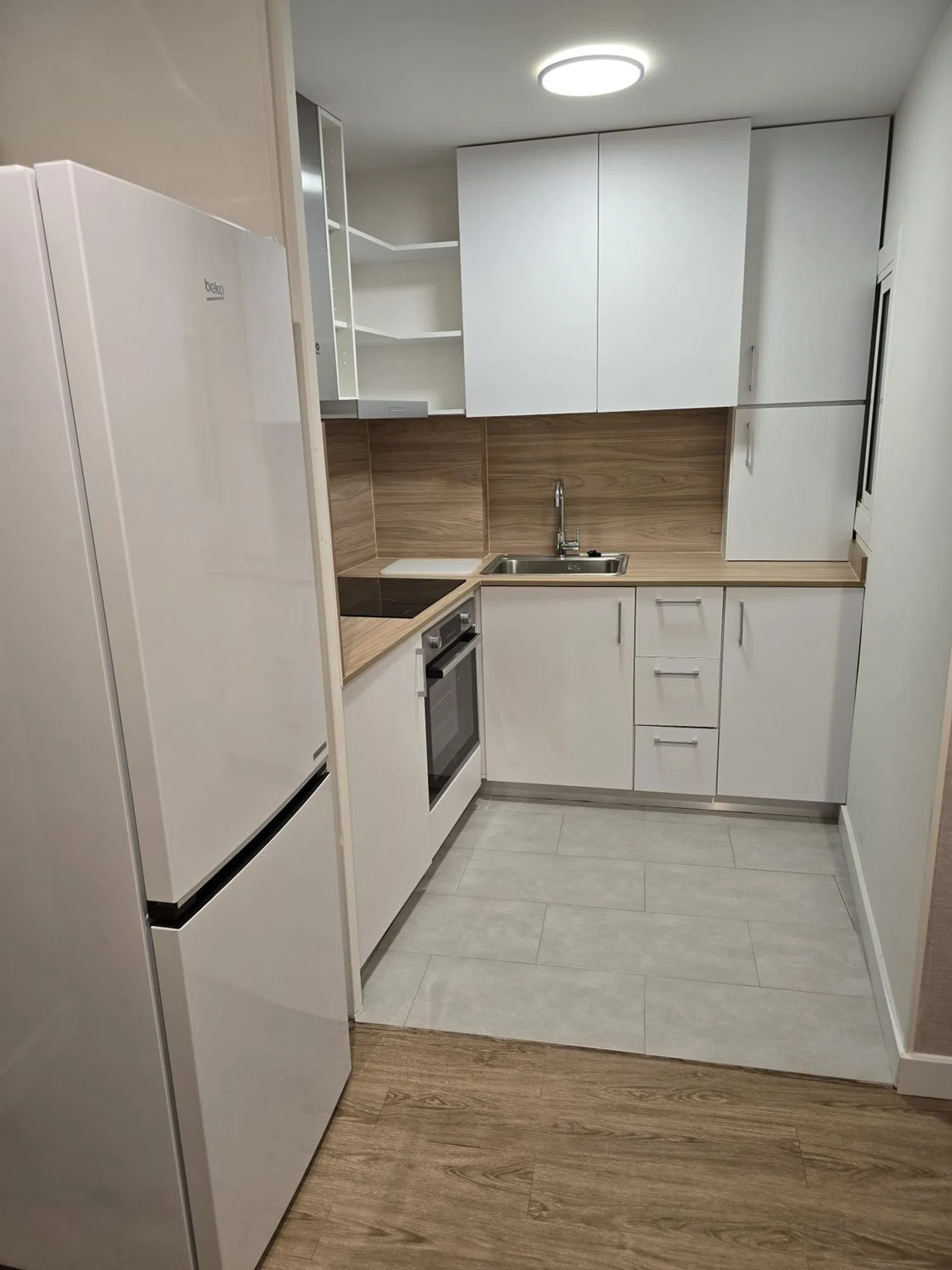 Piso en calle Nou de la Rambla, 90 - Foto 2