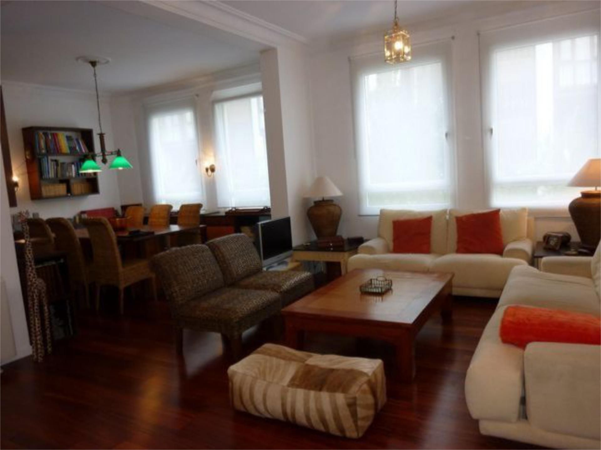 Piso en  Rúa Juan Flórez 63