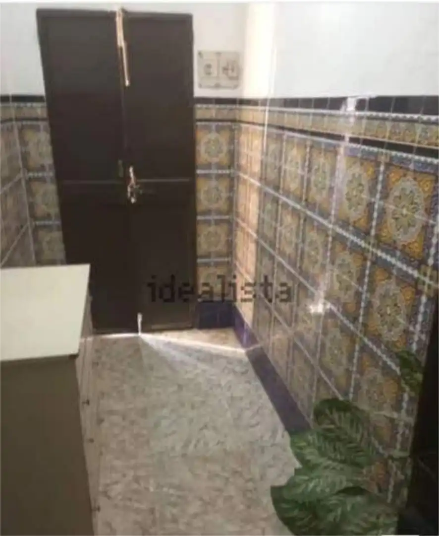 Casa adosada en Muy cerca del hospital - Foto 2