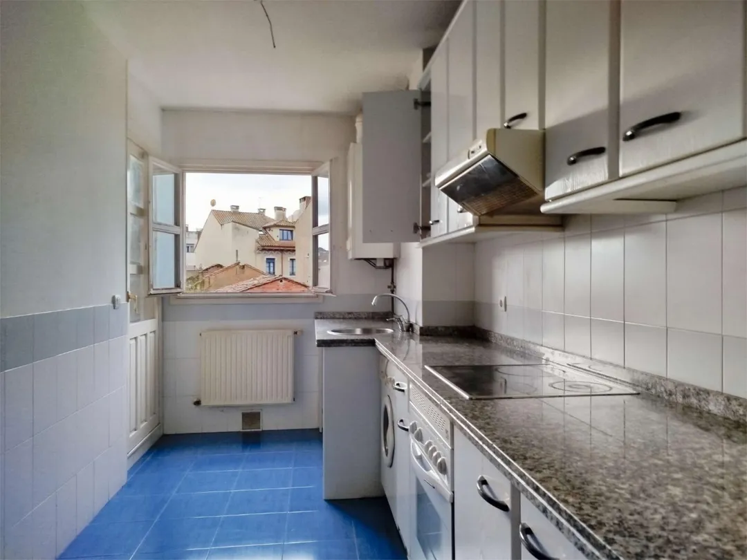 Piso en  Prolongación de Doña Jimena 3 - Foto 1