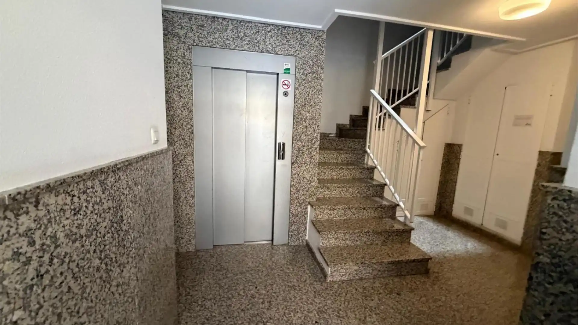 Piso en  Carrer Espoz y Mina 42 - Foto 4