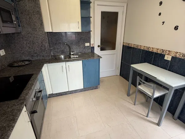 Piso en Avenida de Castrelos, 1, As Travesas - Balaídos, Vigo - Foto 4