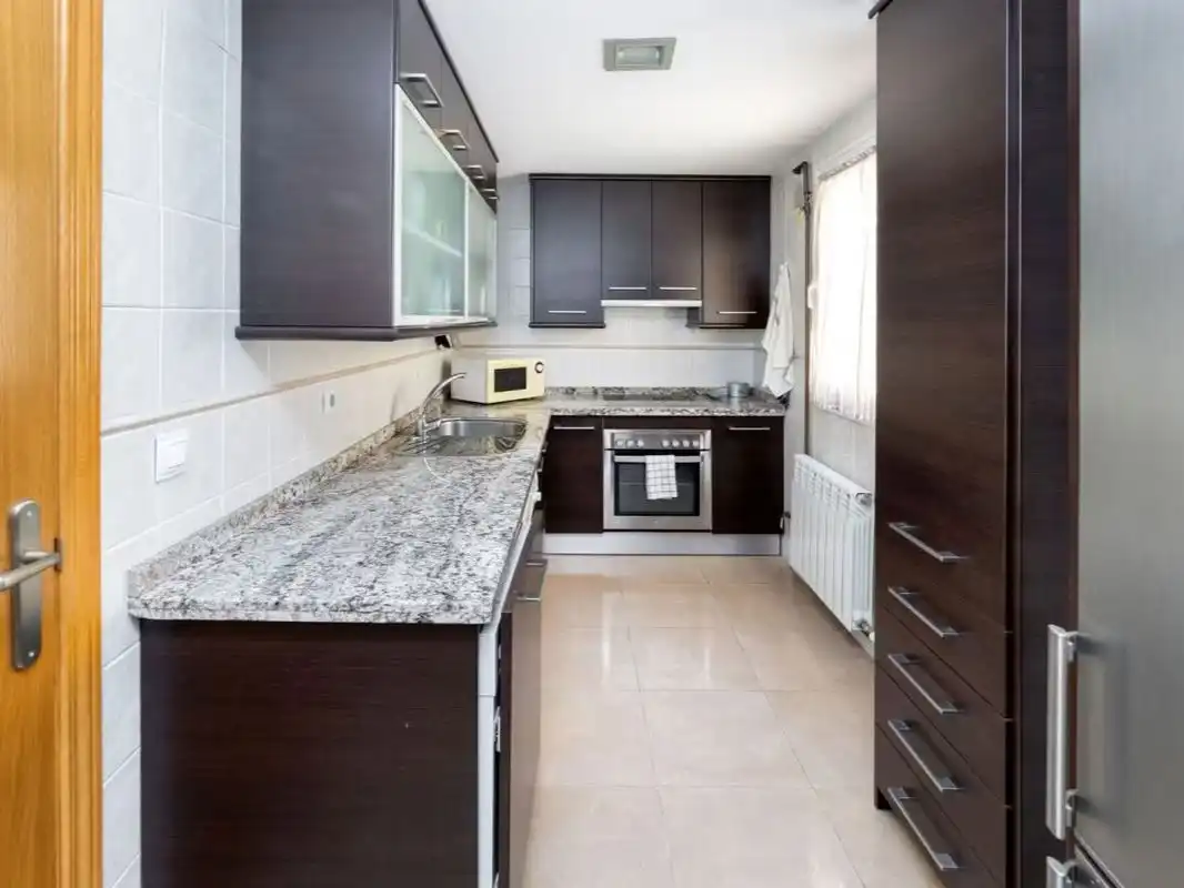 Piso en  Avenida de Maracena 190 - Foto 12