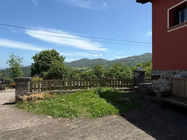 Casa de pueblo en Los Negrales s/n - Foto 2