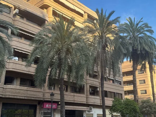 Piso en paseo de les Facultats, 6