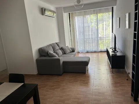 Piso en calle Luis Montoto, 136