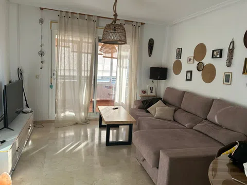 Piso en avenida Pintor Fernando Soria, 11