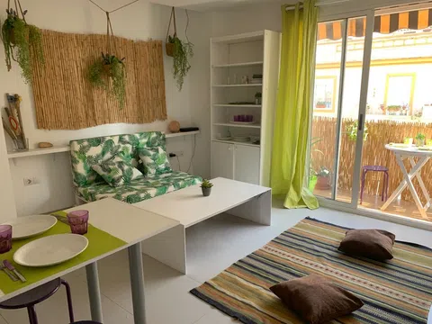 Estudio en calle de l'Ermita, 9