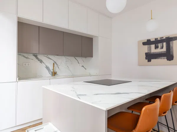 Piso en calle de Menorca, 30