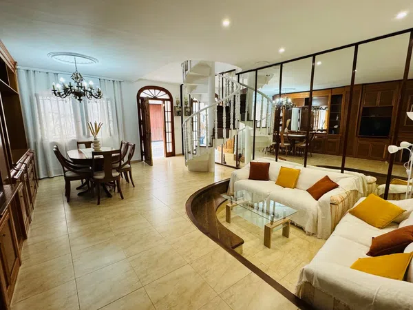 Casa o chalet independiente en Centro Urbano - Foto 2