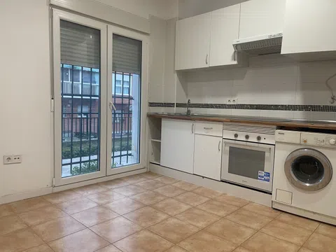 Piso en calle de Gonzalo de Berceo, 15