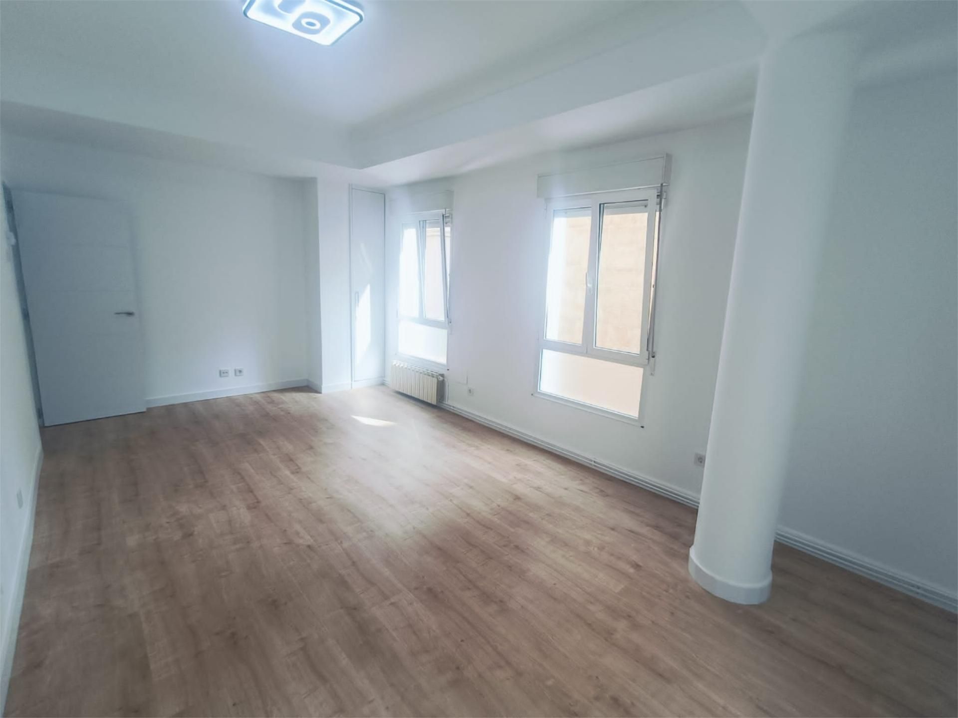 Piso en  Calle Fernández de Isla 8 - Foto 2