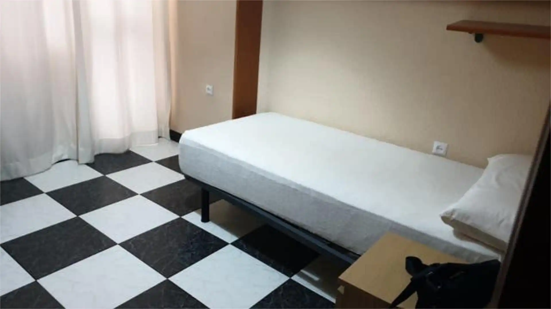 Piso en Ciudad Jardín - Foto 3