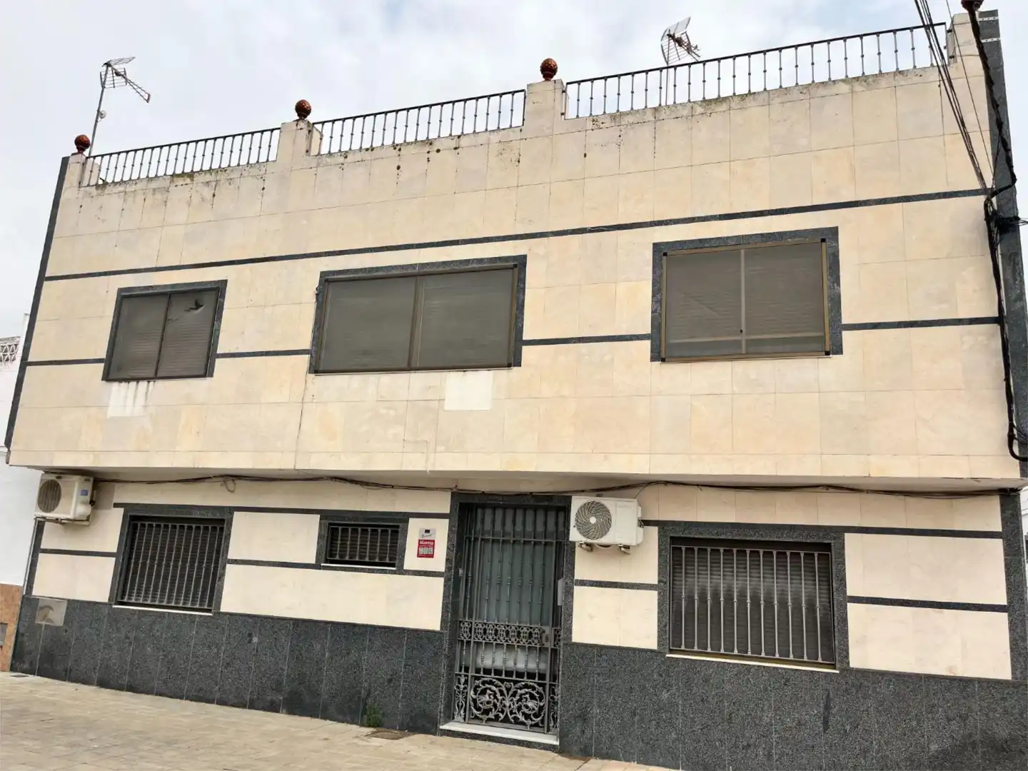 Casa adosada en  Calle Nuestra Señora de Sales 42 - Foto 5