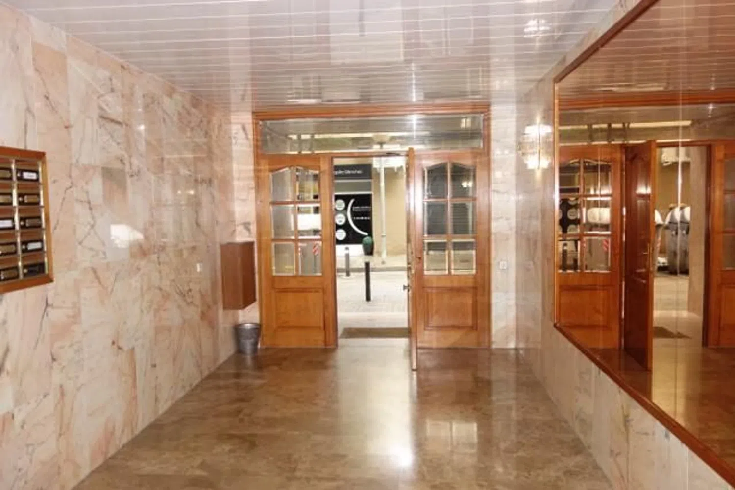 Piso en calle d'Alfons XII, 23 b - Foto 13