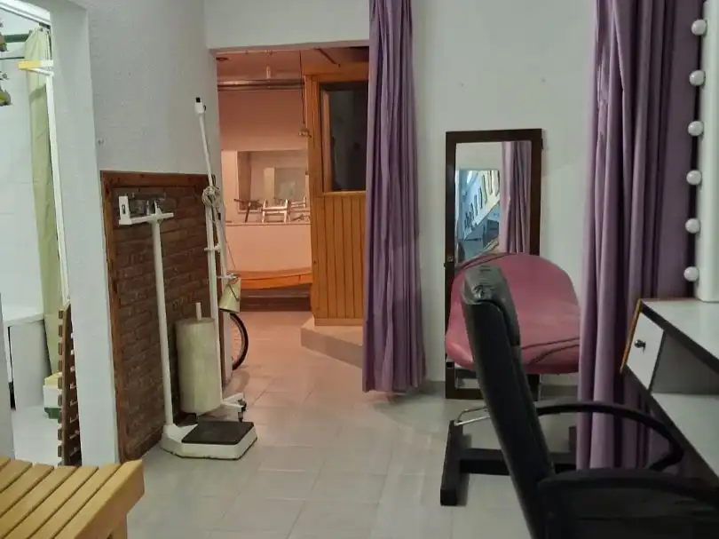 Local comercial en  Carrer Francesc Rius i Taulet 32 - Foto 3