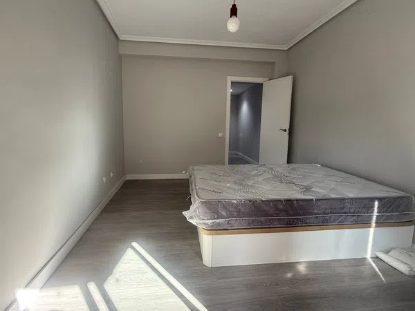 Piso en Calle Alfares, 34, Centro - Corte Inglés, Centro - Corte Inglés - Foto 3