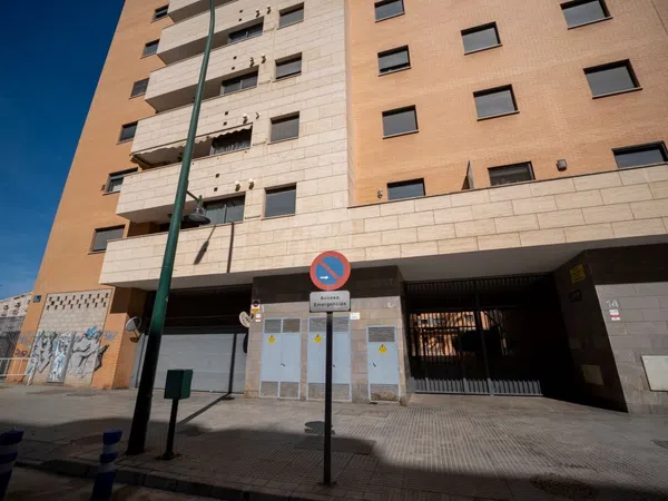 Piso en Calle Héroe de Sostoa, 14 - Foto 2