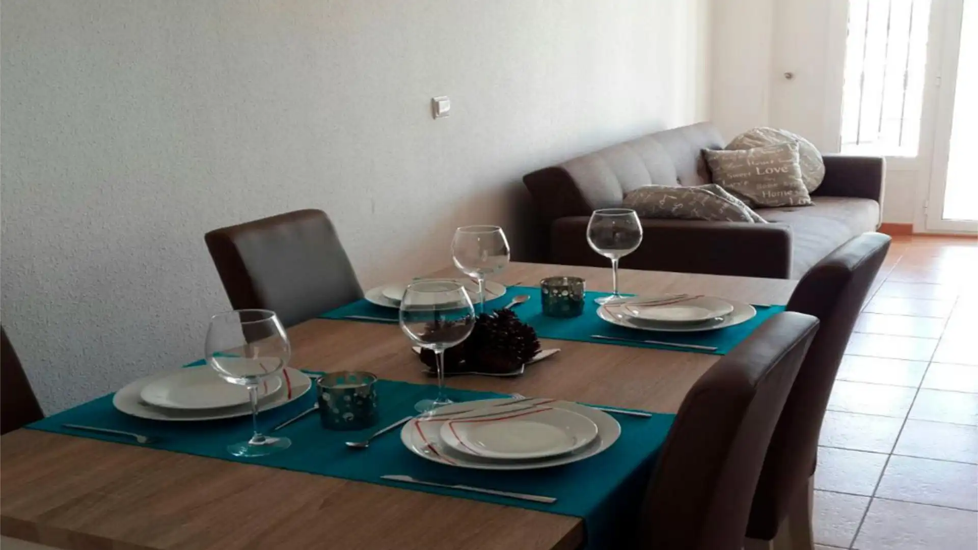 Casa adosada en  Carrer del Ressol 5 - Foto 2