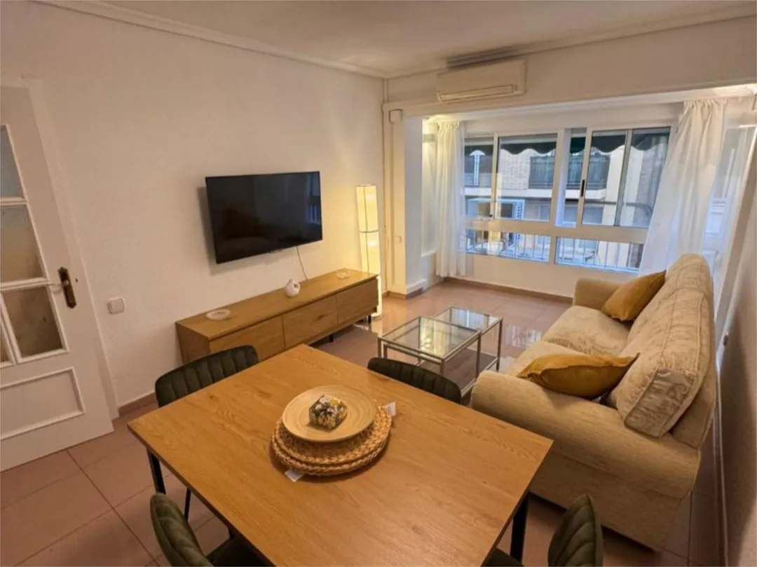 Piso en  Calle del Médico Pascual Pérez 30 - Foto 3