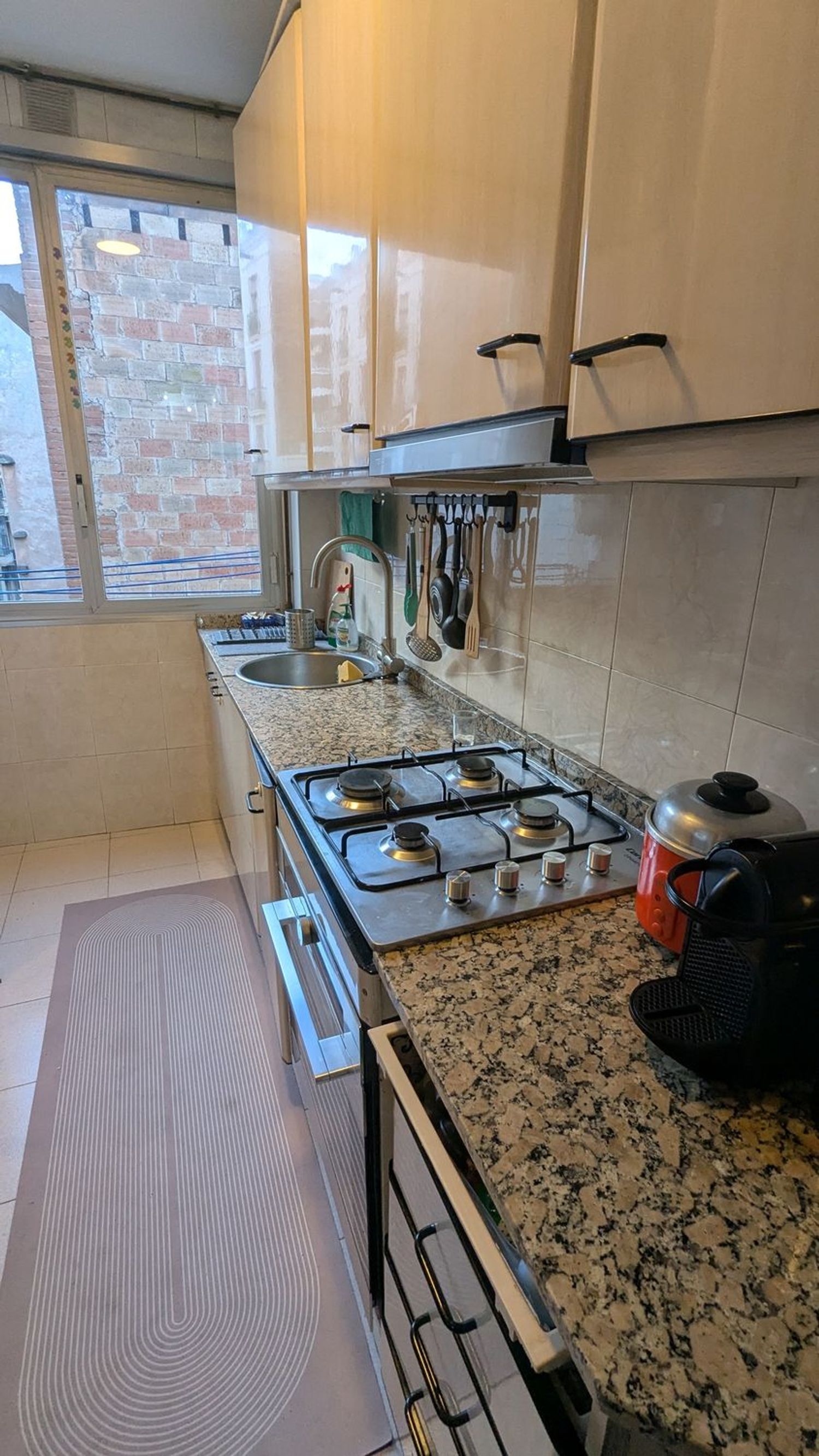 Piso en Barrio Vila de Gràcia - Foto 3