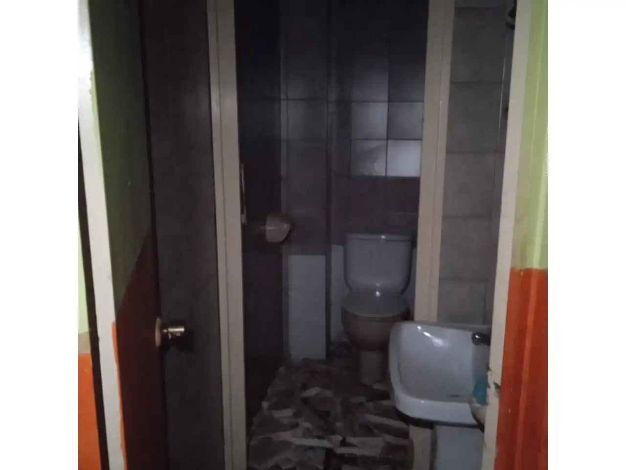 Local comercial en  Calle Mare de Deu de les Aigues - Foto 4