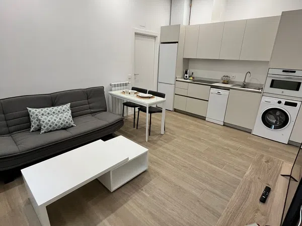 Estudio en calle Errotazar, 7