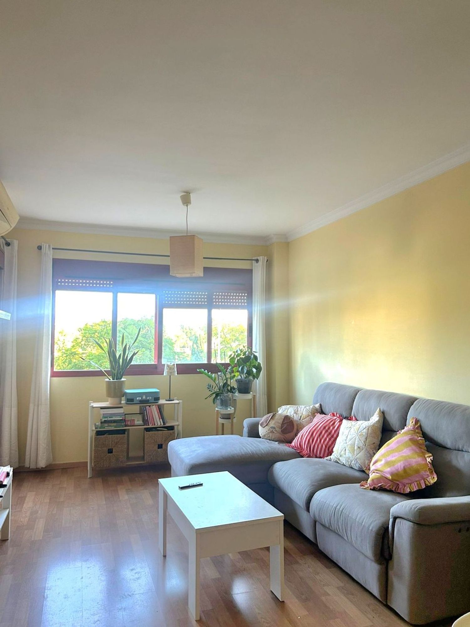 Piso en calle Pilar Lorengar, 10 - Foto 1