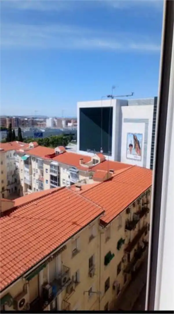 Piso en Avenida de Madrid - Foto 4